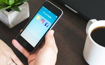 Social Commerce im B2B: Kombination von AI, Headless und Social Media für Erfolg.